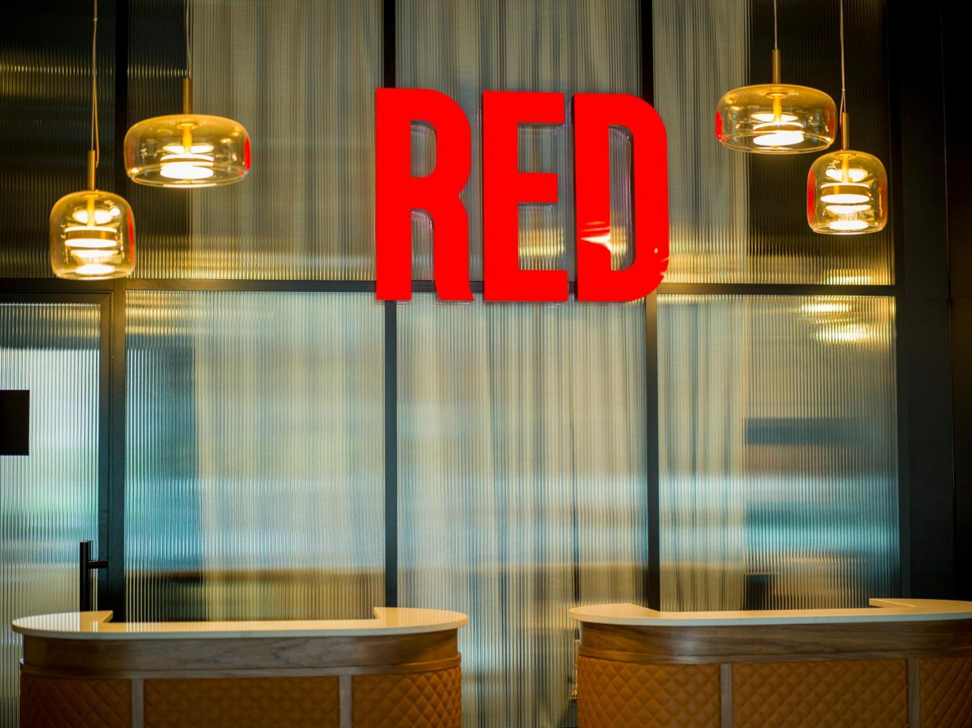 Hotel Radisson Red Belgrado Exterior foto