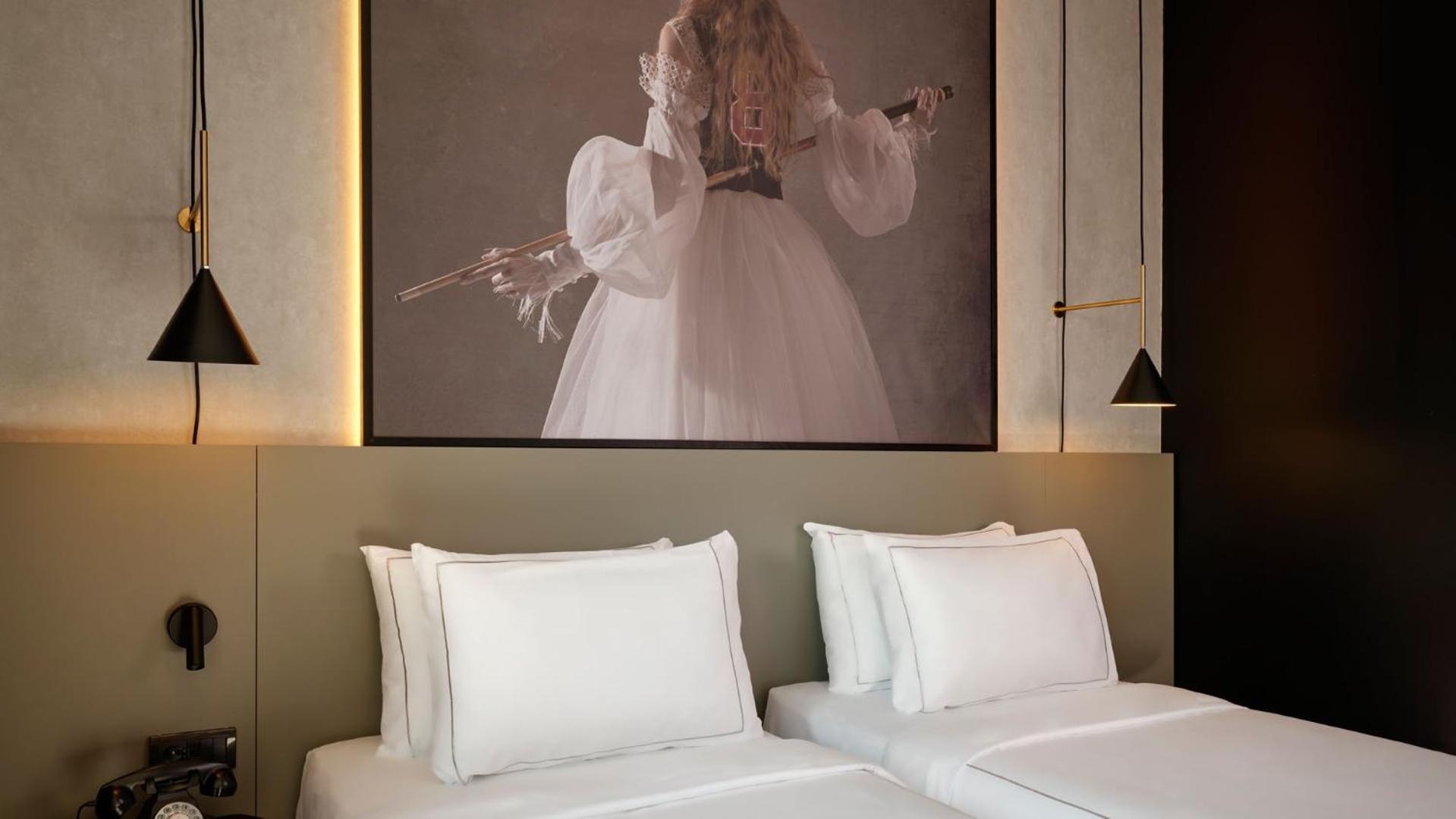Hotel Radisson Red Belgrado Habitación foto